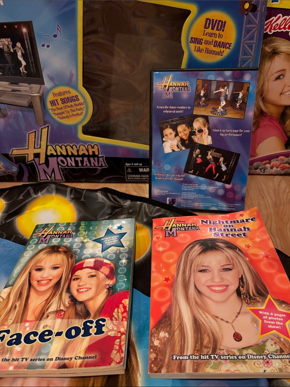 Hannah Montana popstar, dance mat, instructional DVD, new poster - Picture 3 of 5